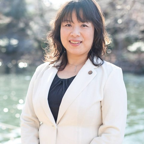 山崎新